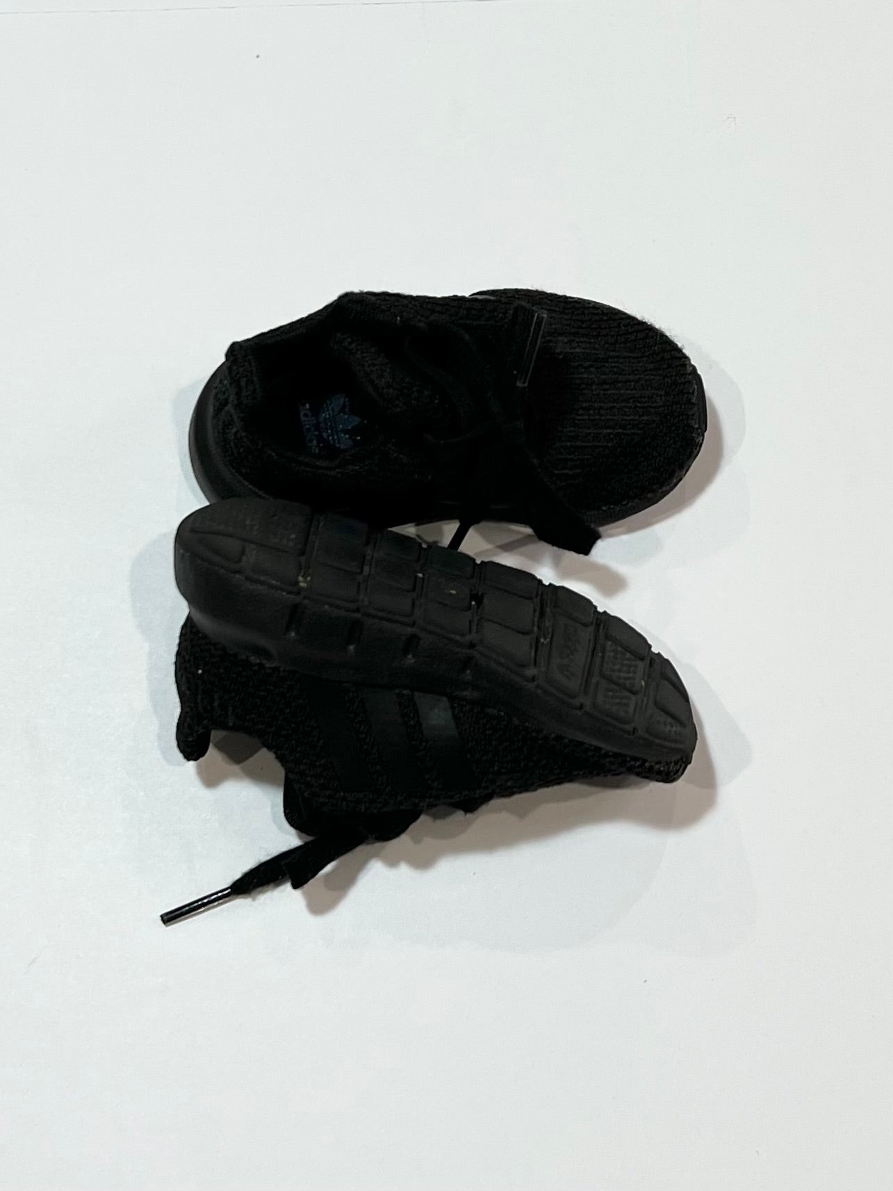 Black sneakers - Size US5