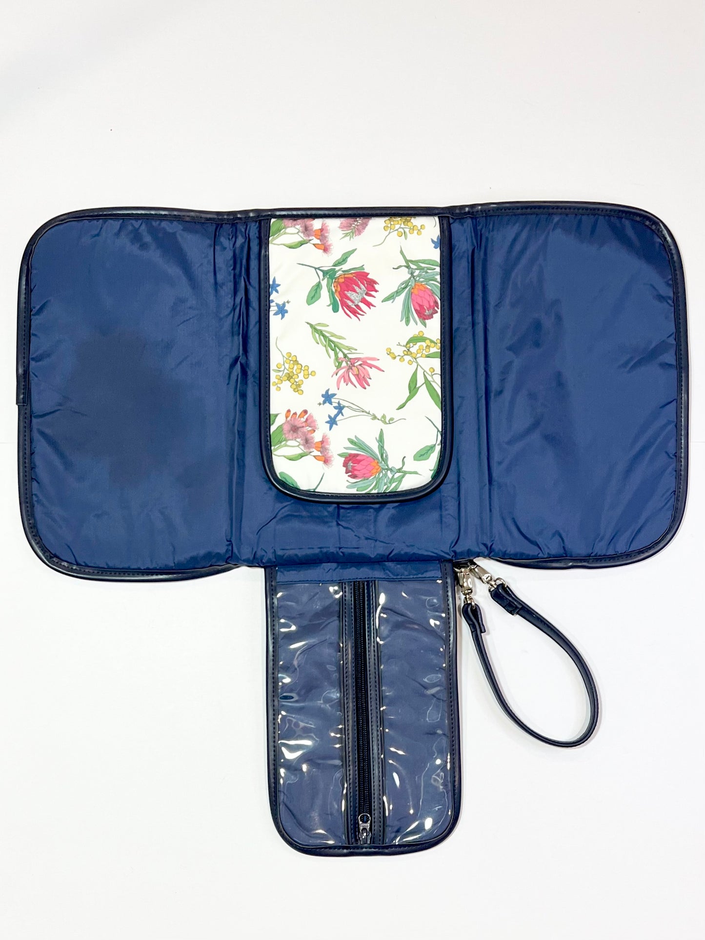 Floral change mat clutch