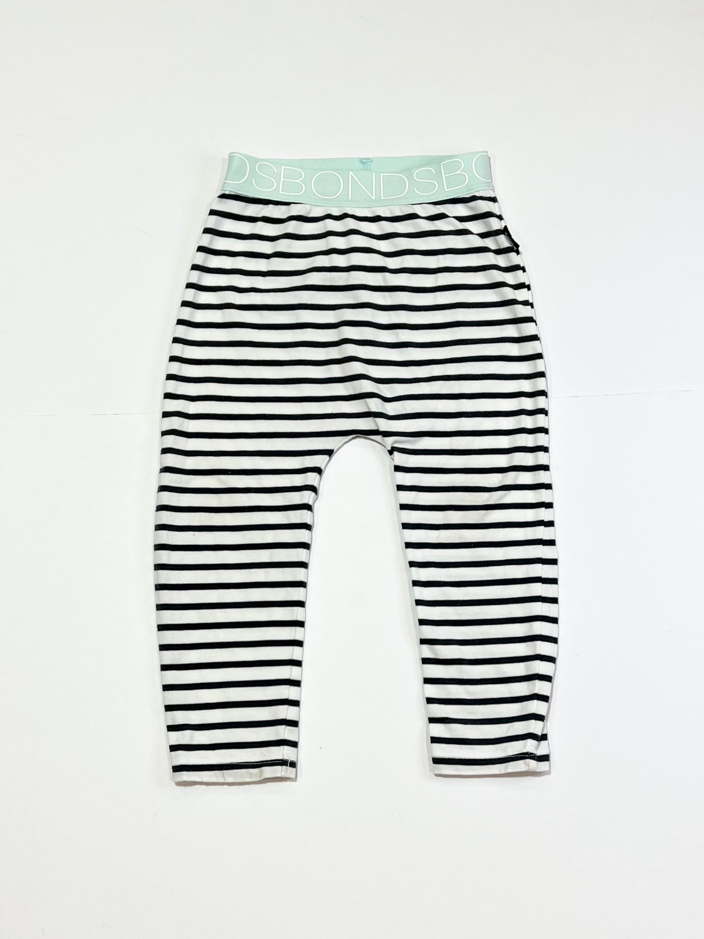 Stretchies leggings - Size 2