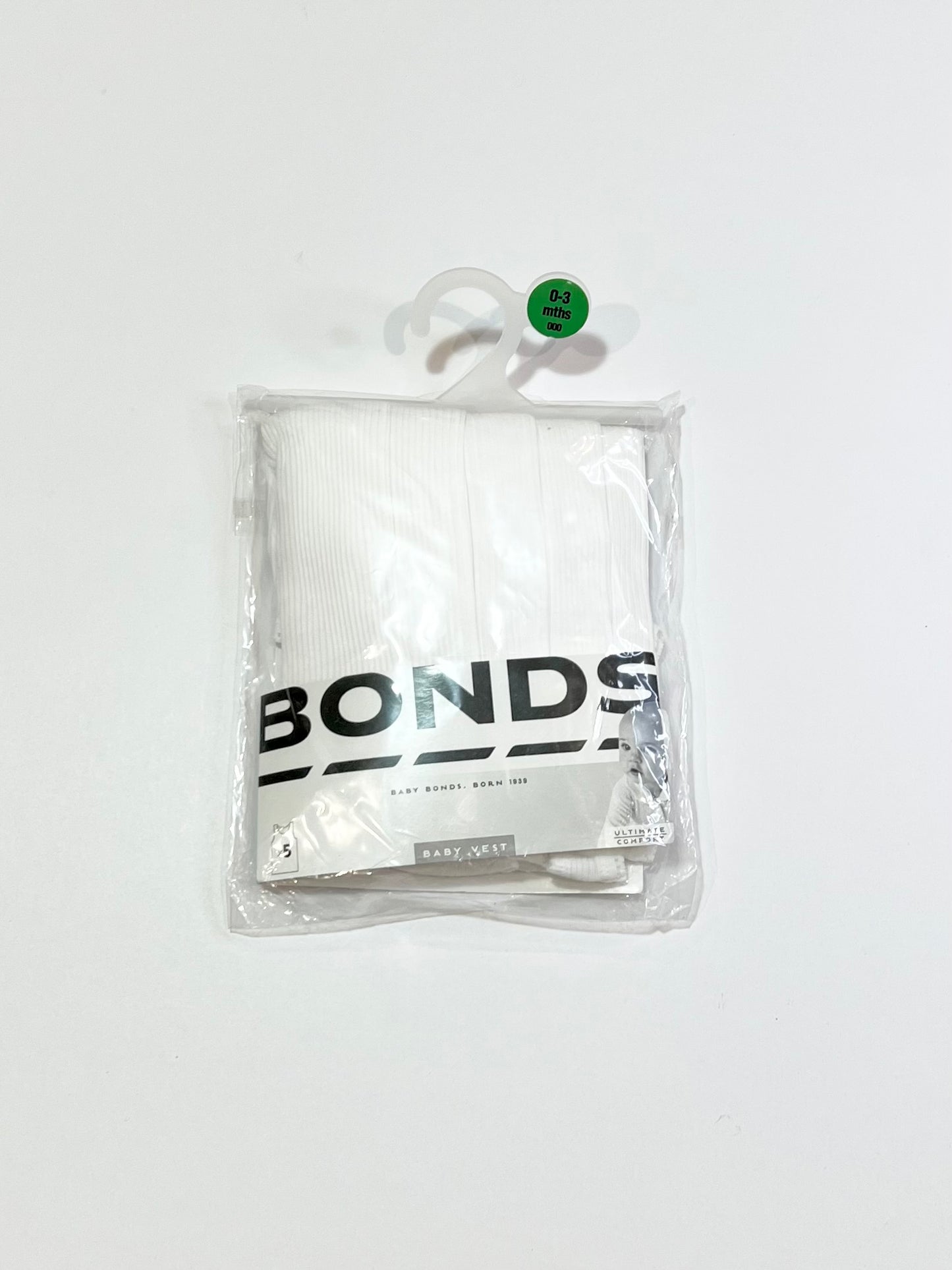 5 x ribbed singlets brand new - Size 000