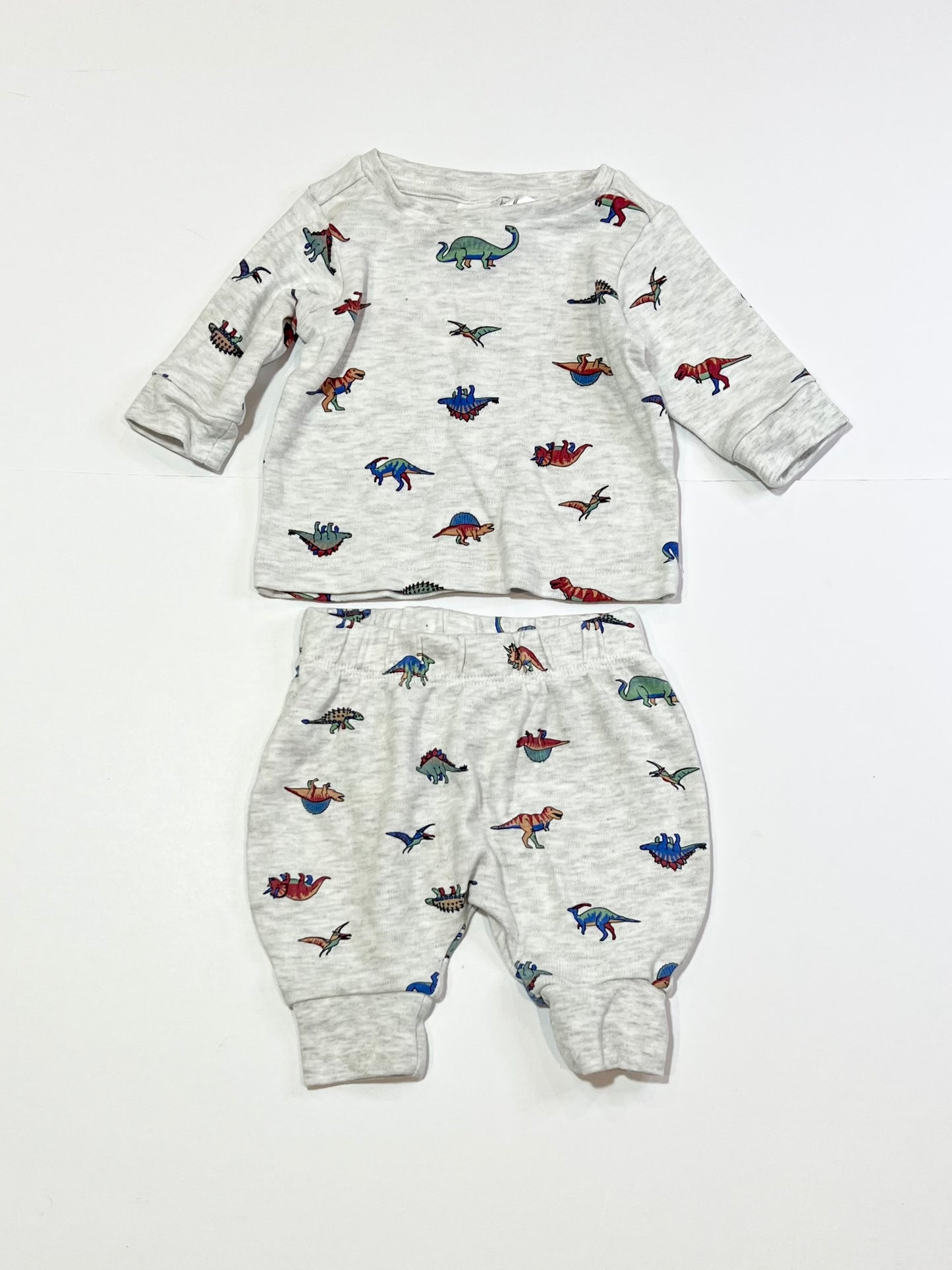 Dinosaur pyjamas - Size 0000