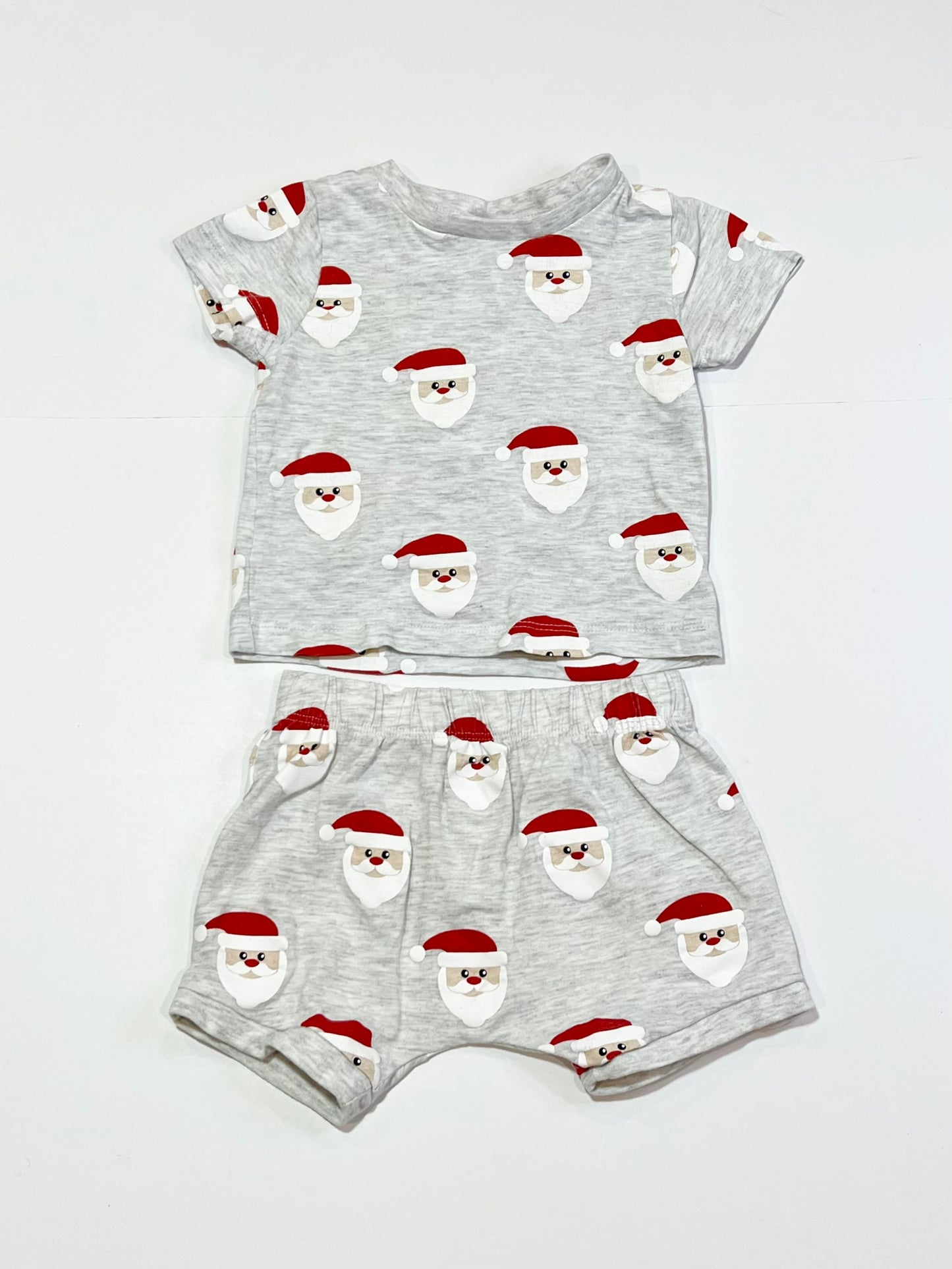 Santa pyjamas - Size 00