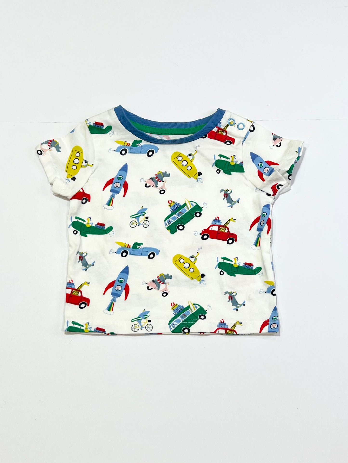 Animals in vehicles tee - Size 00