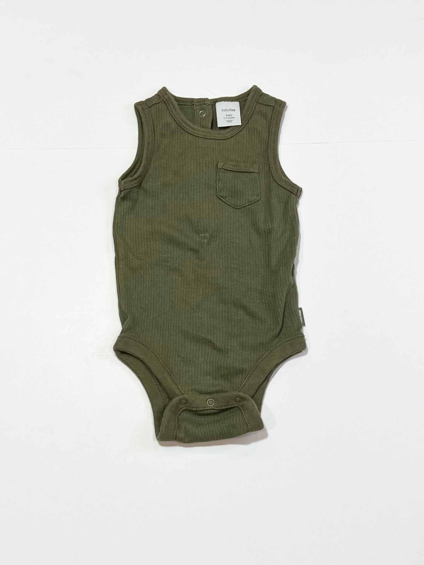 Green ribbed bodysuit - Size 00