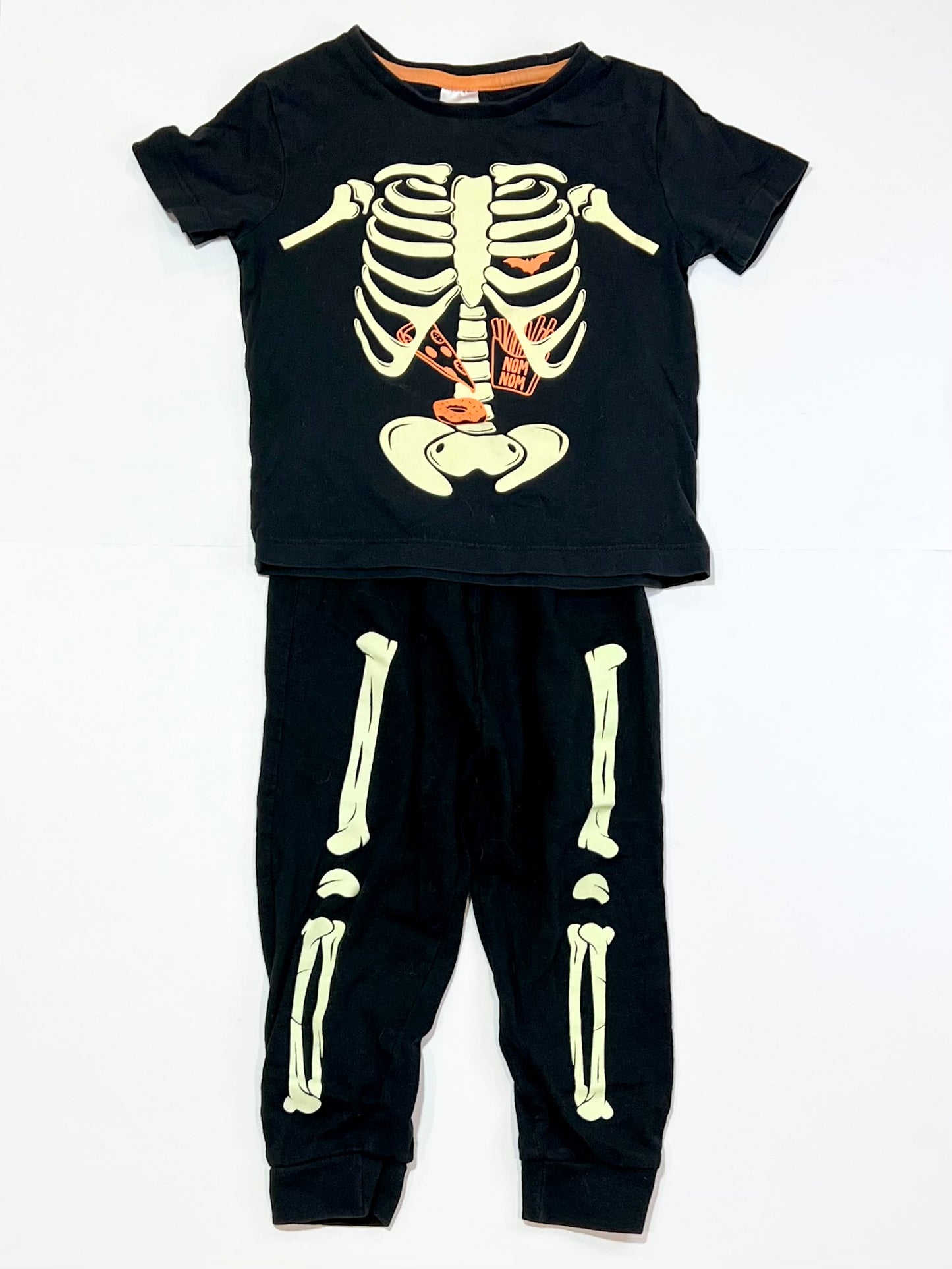 Skeleton glow-int-the-dark pyjamas - Size 2