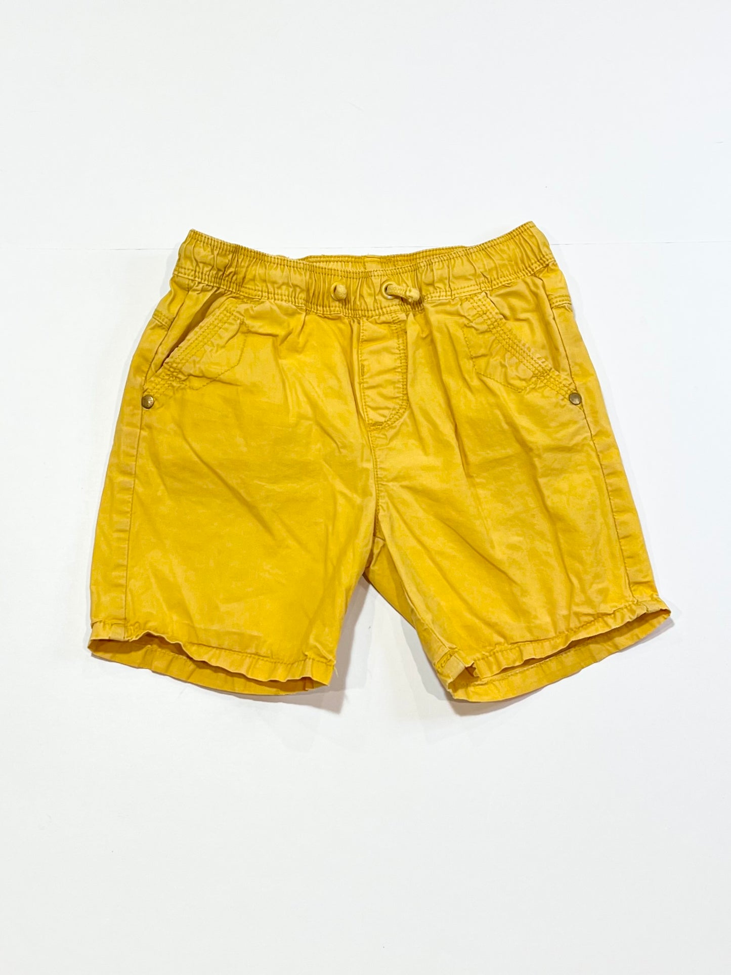 Yellow shorts - Size 2-3