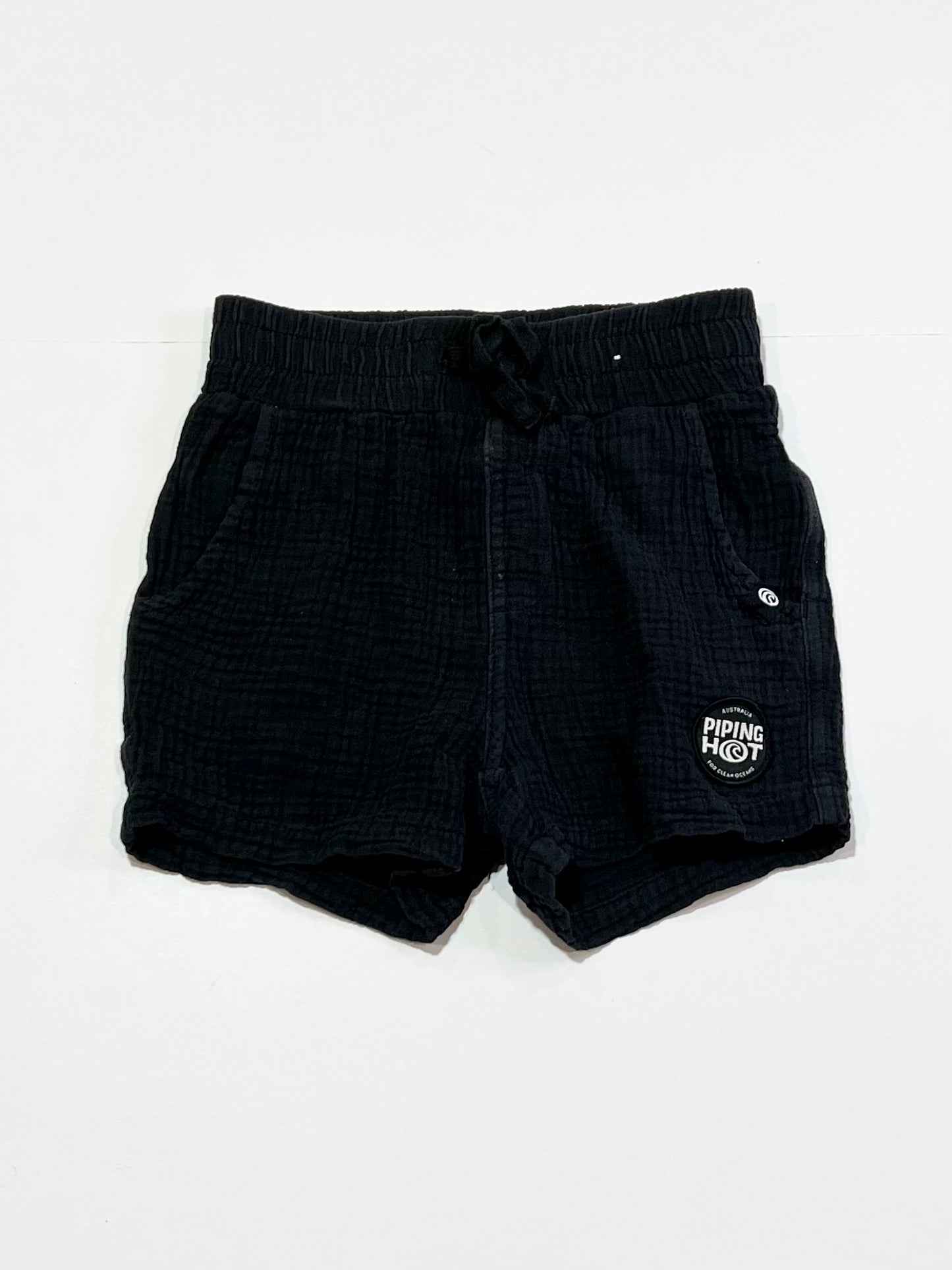Black cheesecloth shorts - Size 2