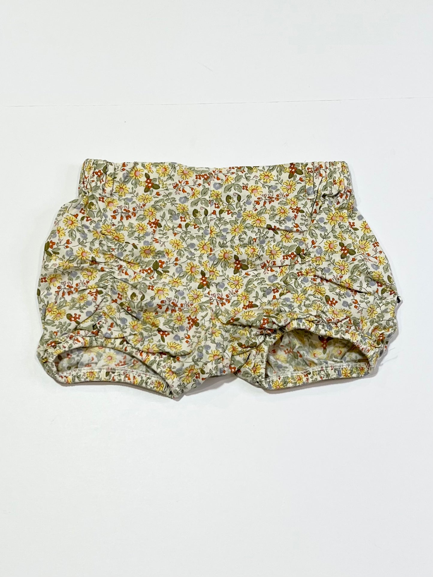 Floral shorts - Size 3