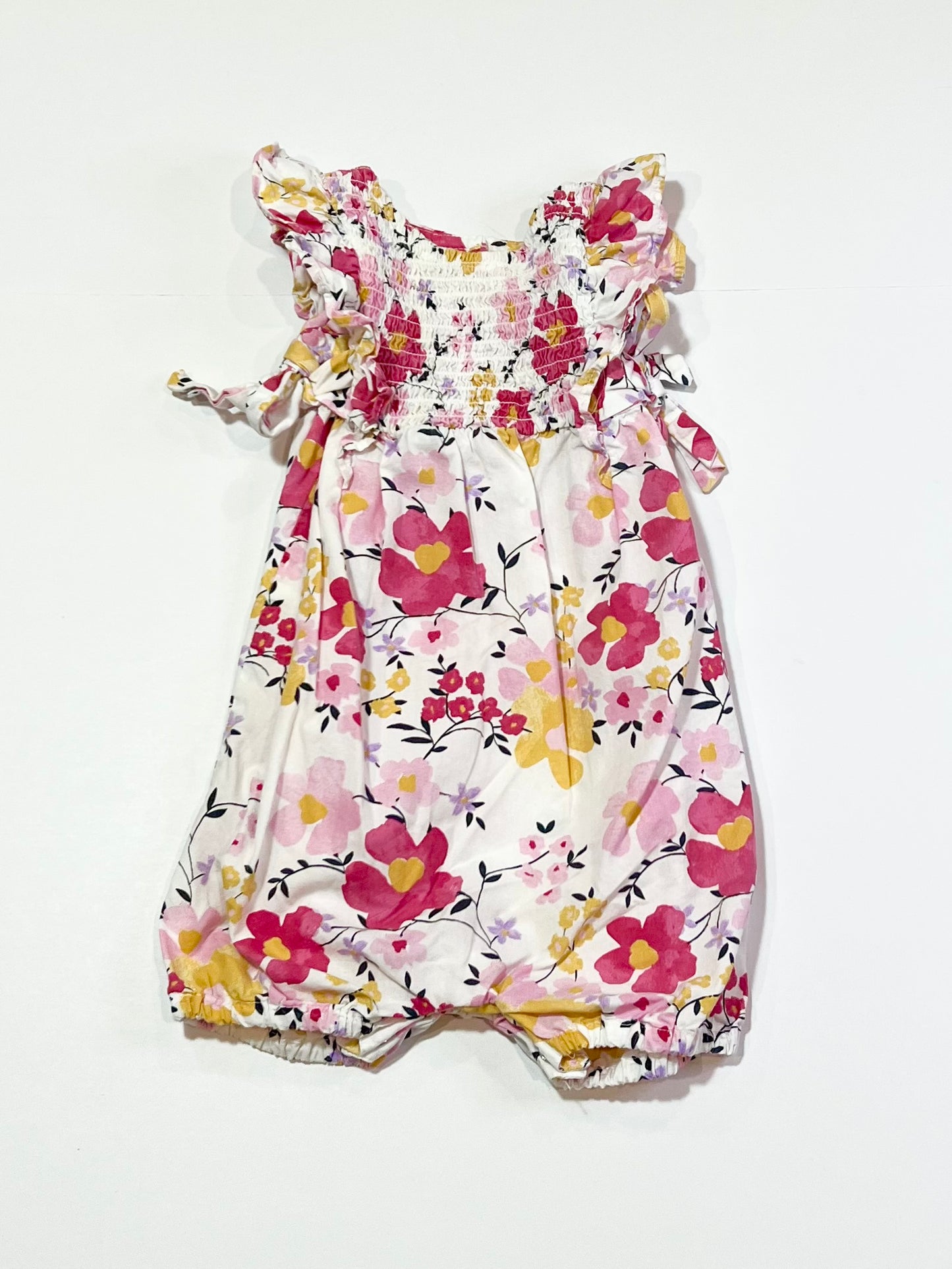 Floral smocked romper - Size 00