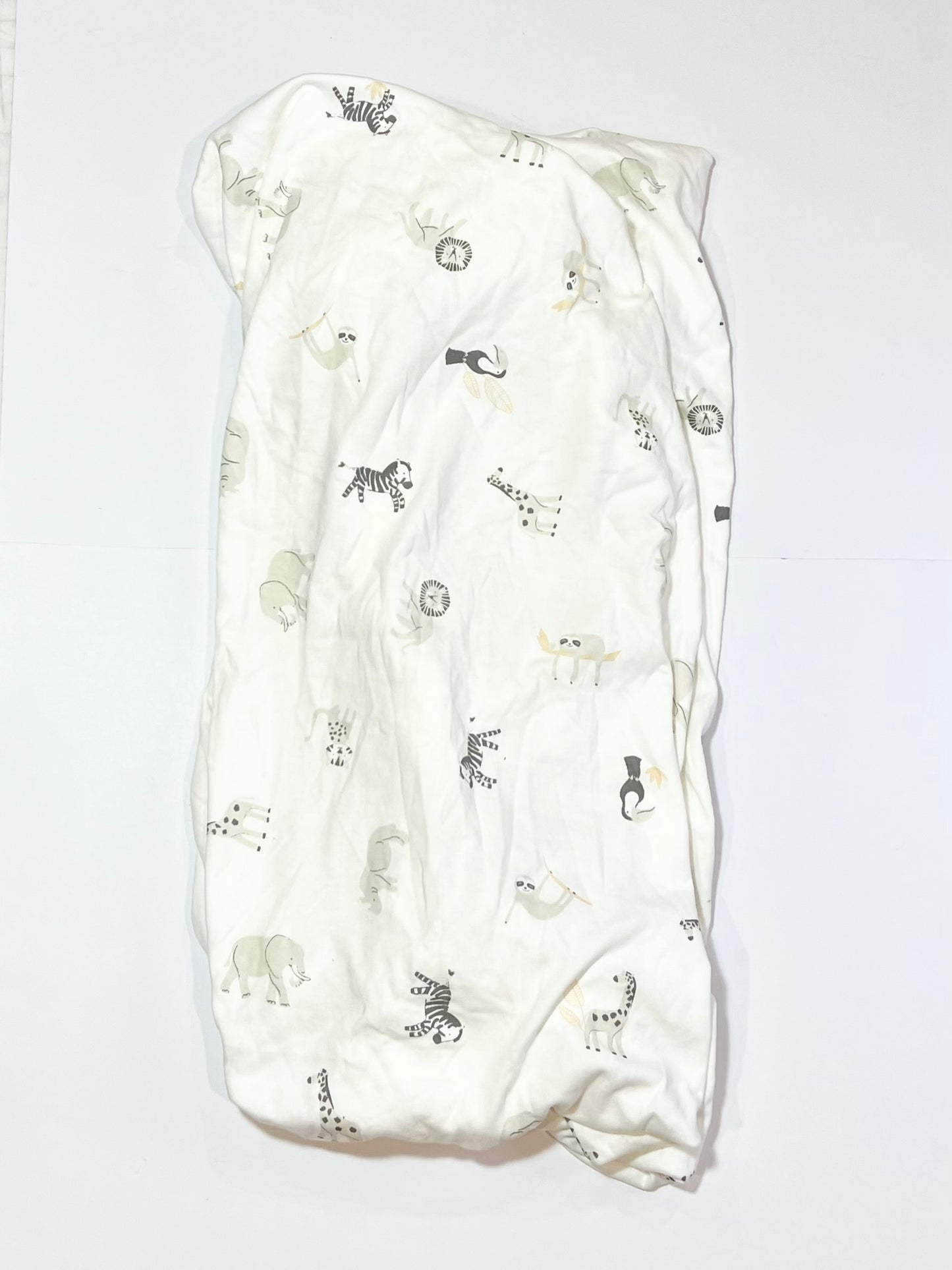 Fitted jersey cot sheet