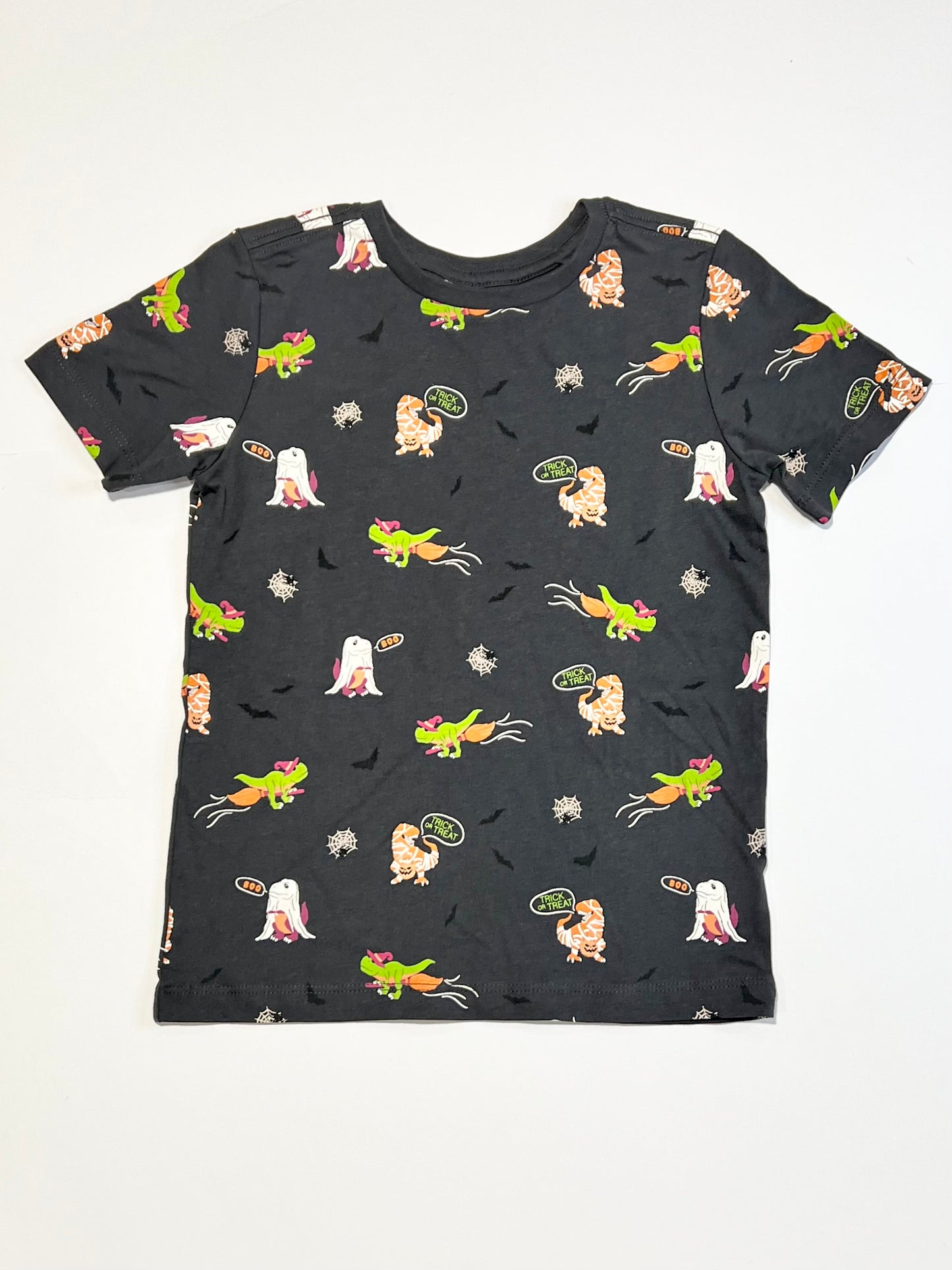 Halloween tee - Size 4