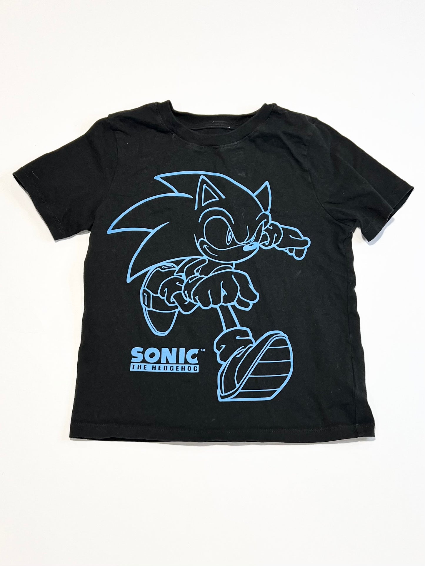 Sonic the Hedgehog tee - Size 4-6