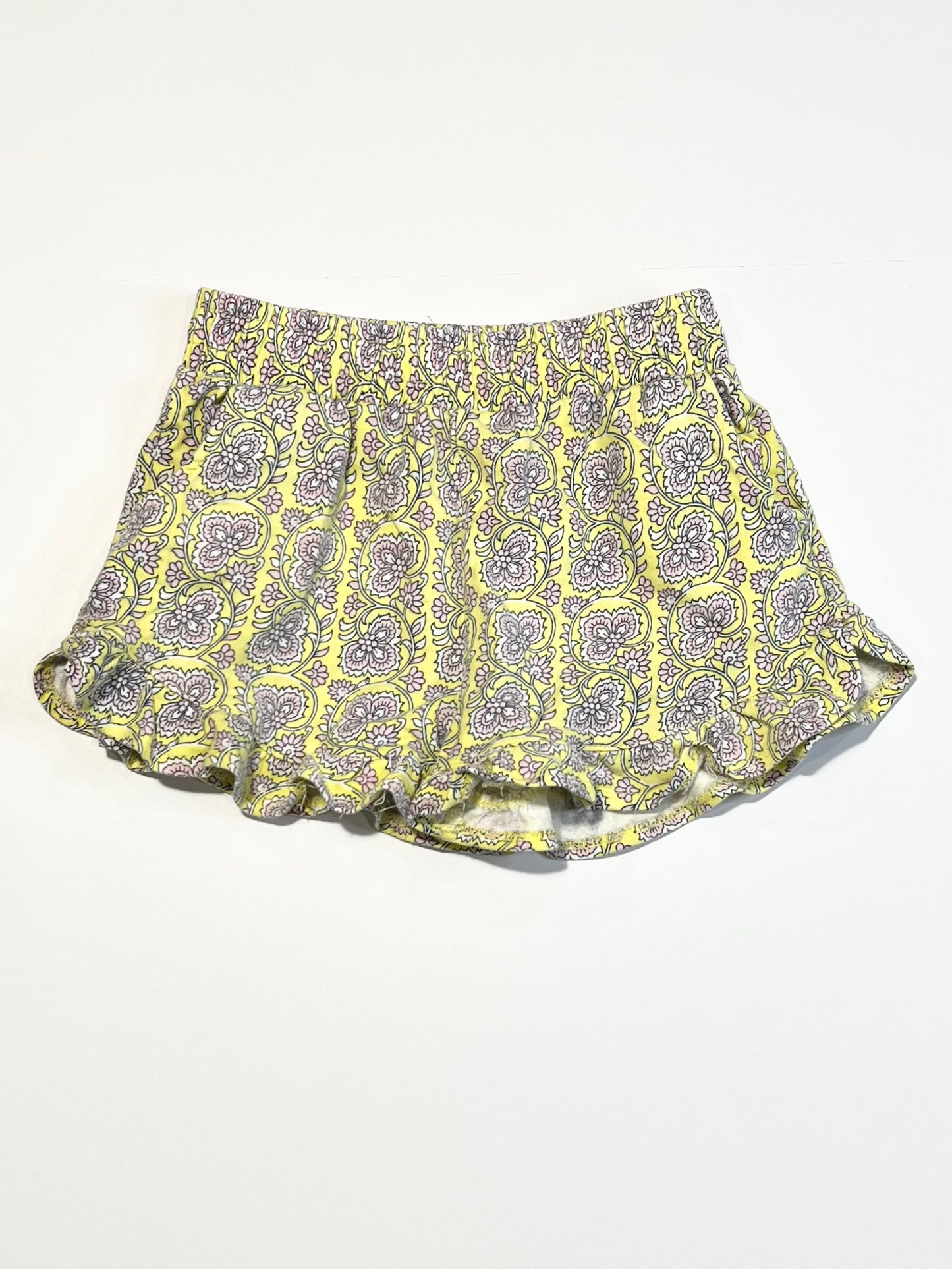 Jersey ruffle shorts - Size 4