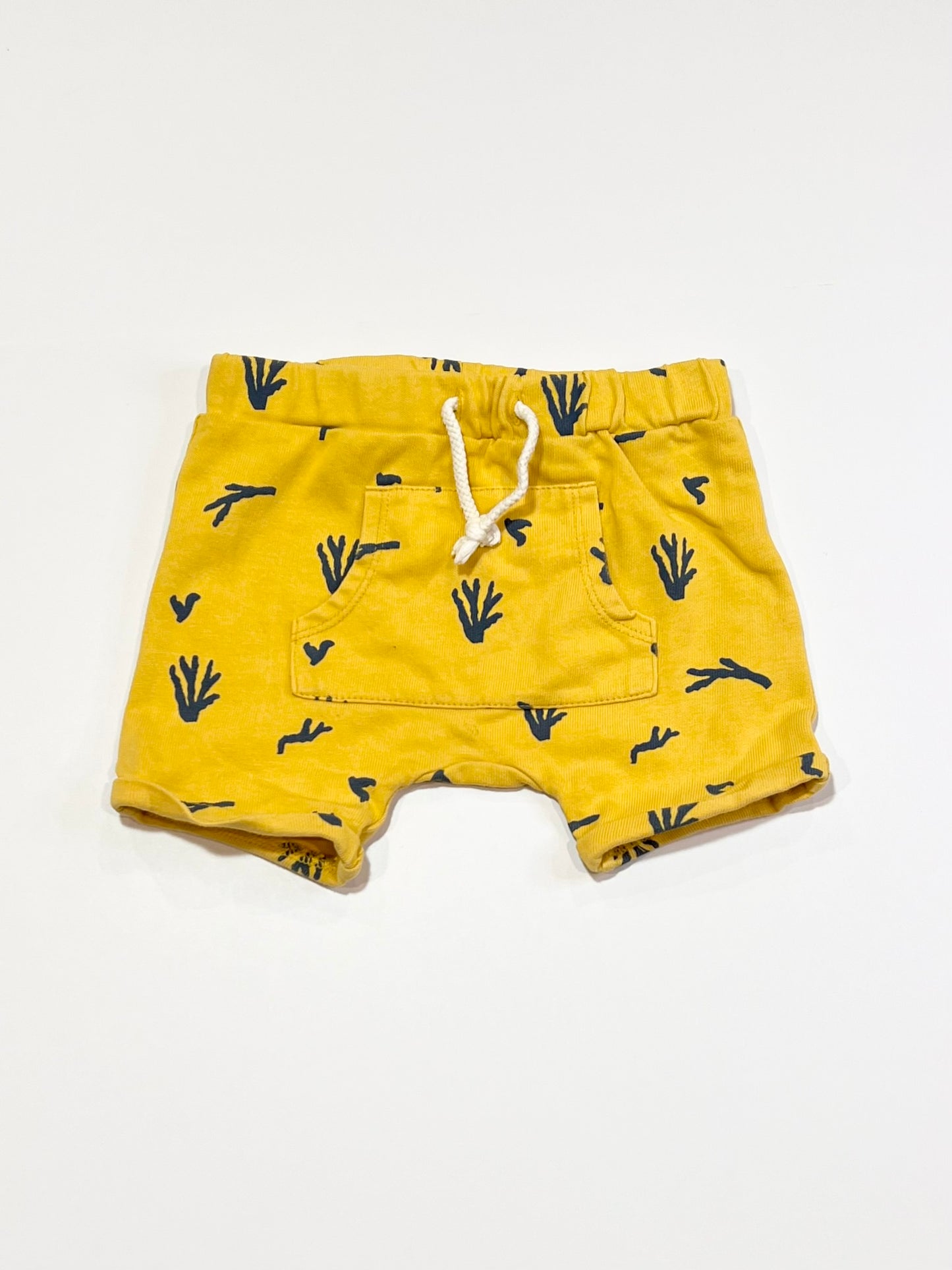 Yellow sweat shorts - Size 1