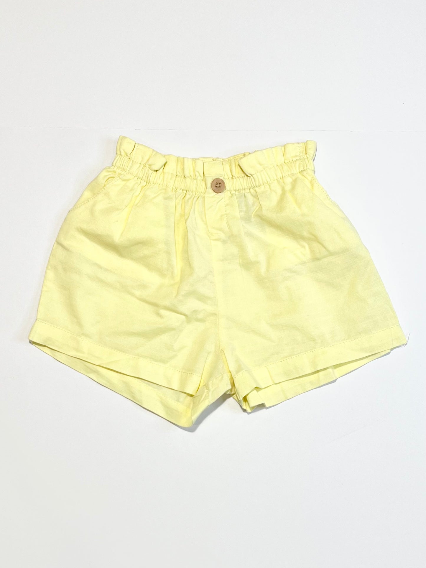 Woven yellow shorts - Size 1