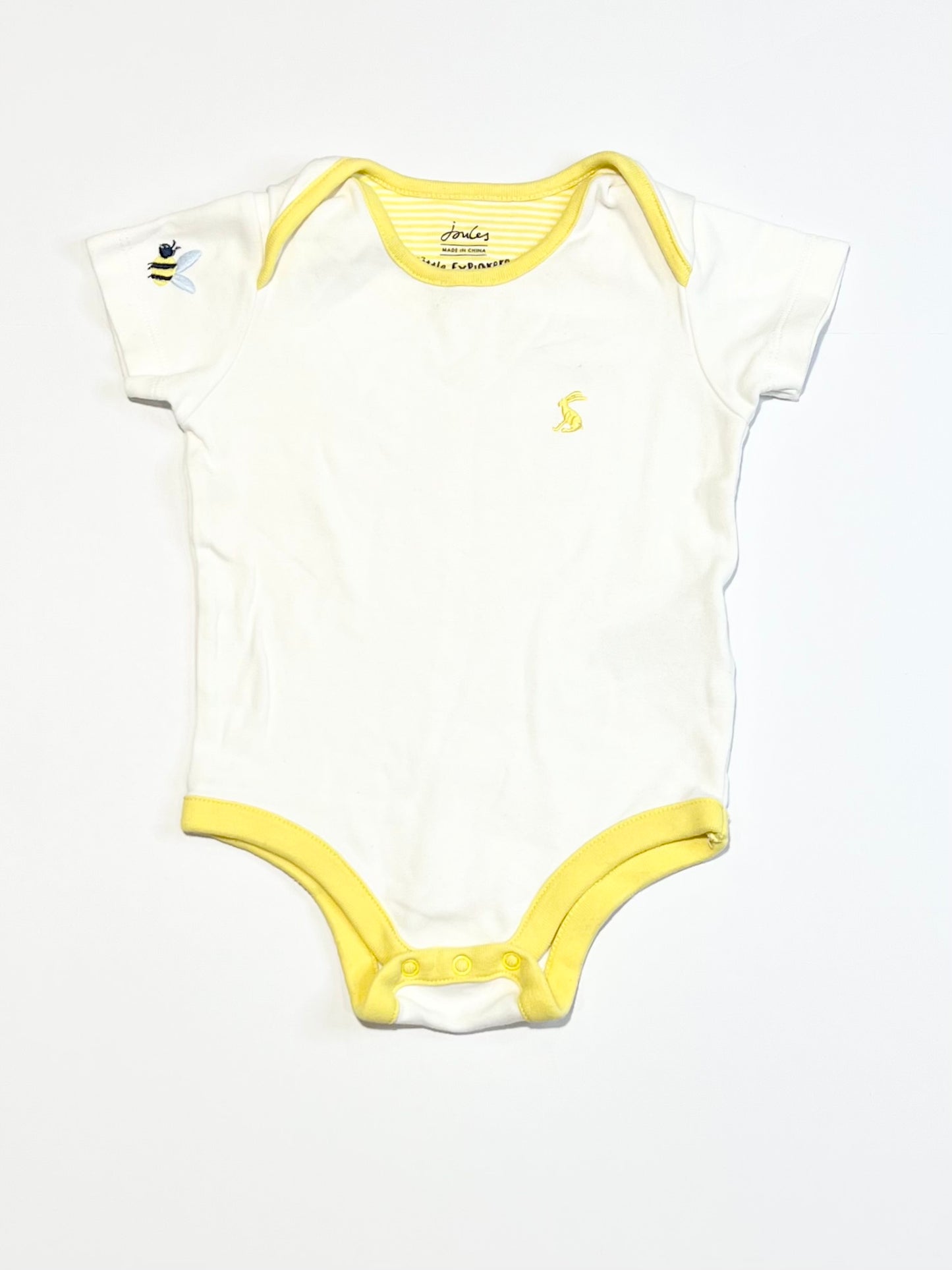 White bee bodysuit - Size 6-9 months