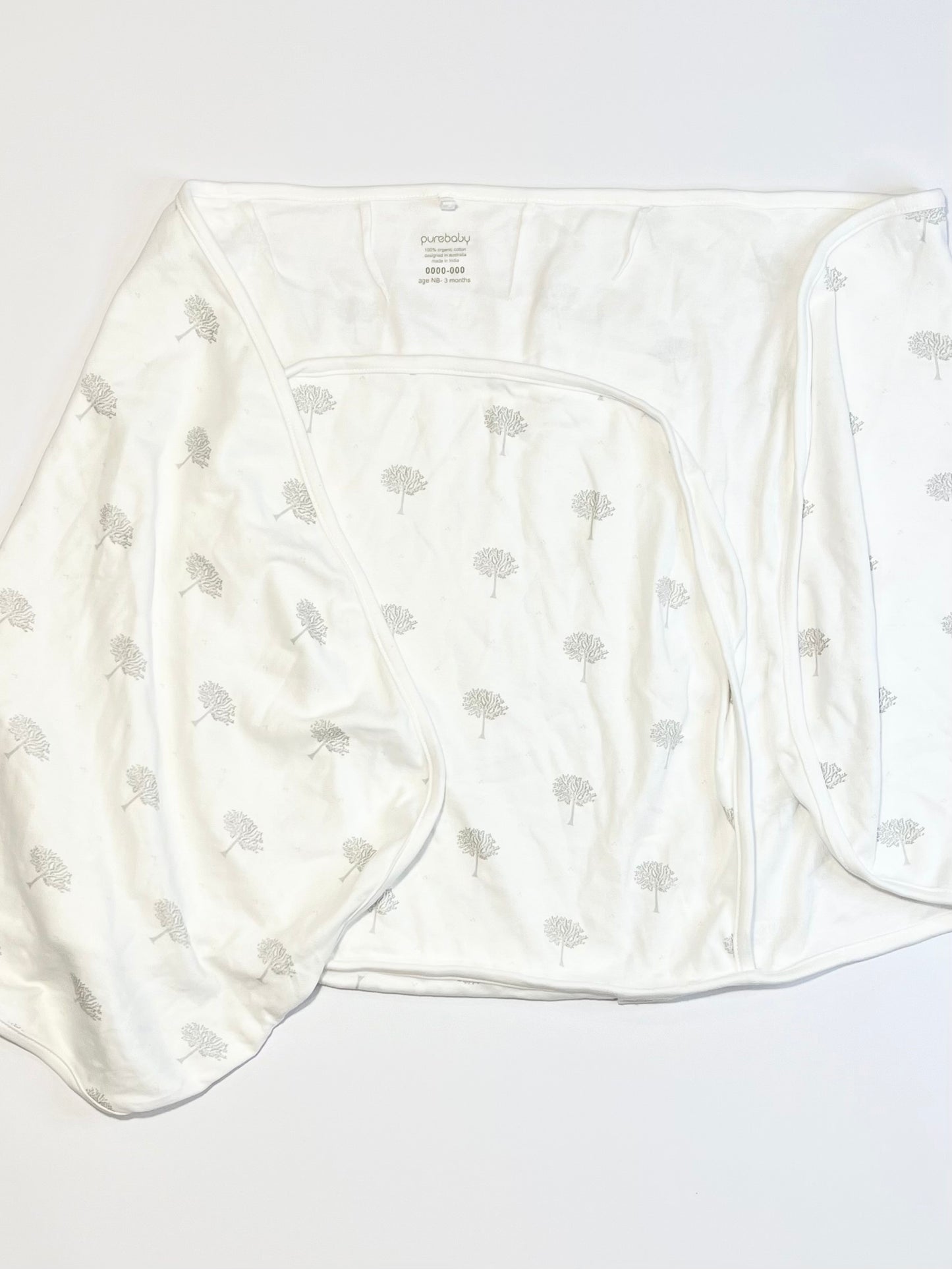 Grey tree swaddle - Size 0-3 months