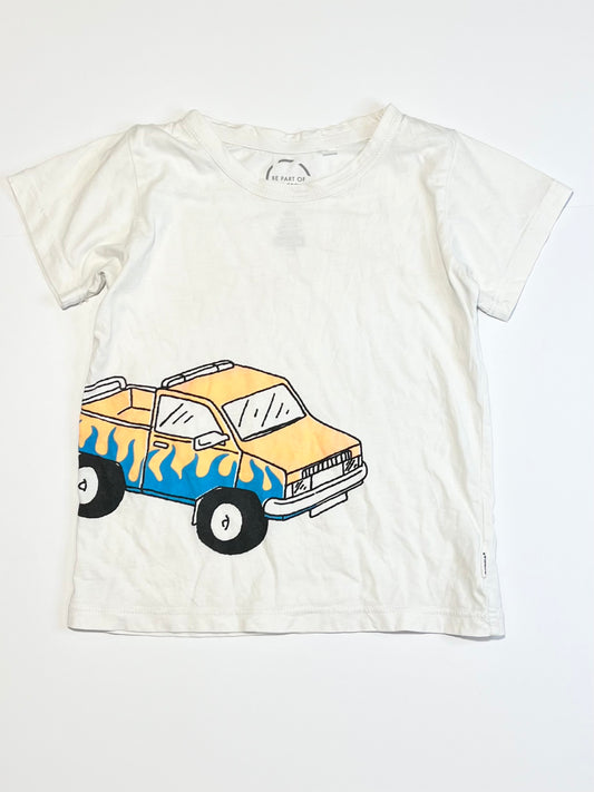 White ute tee - Size 4