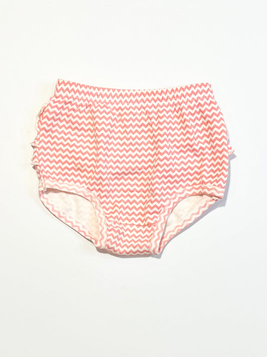 Ribbed ruffle nappy cover - Size 00