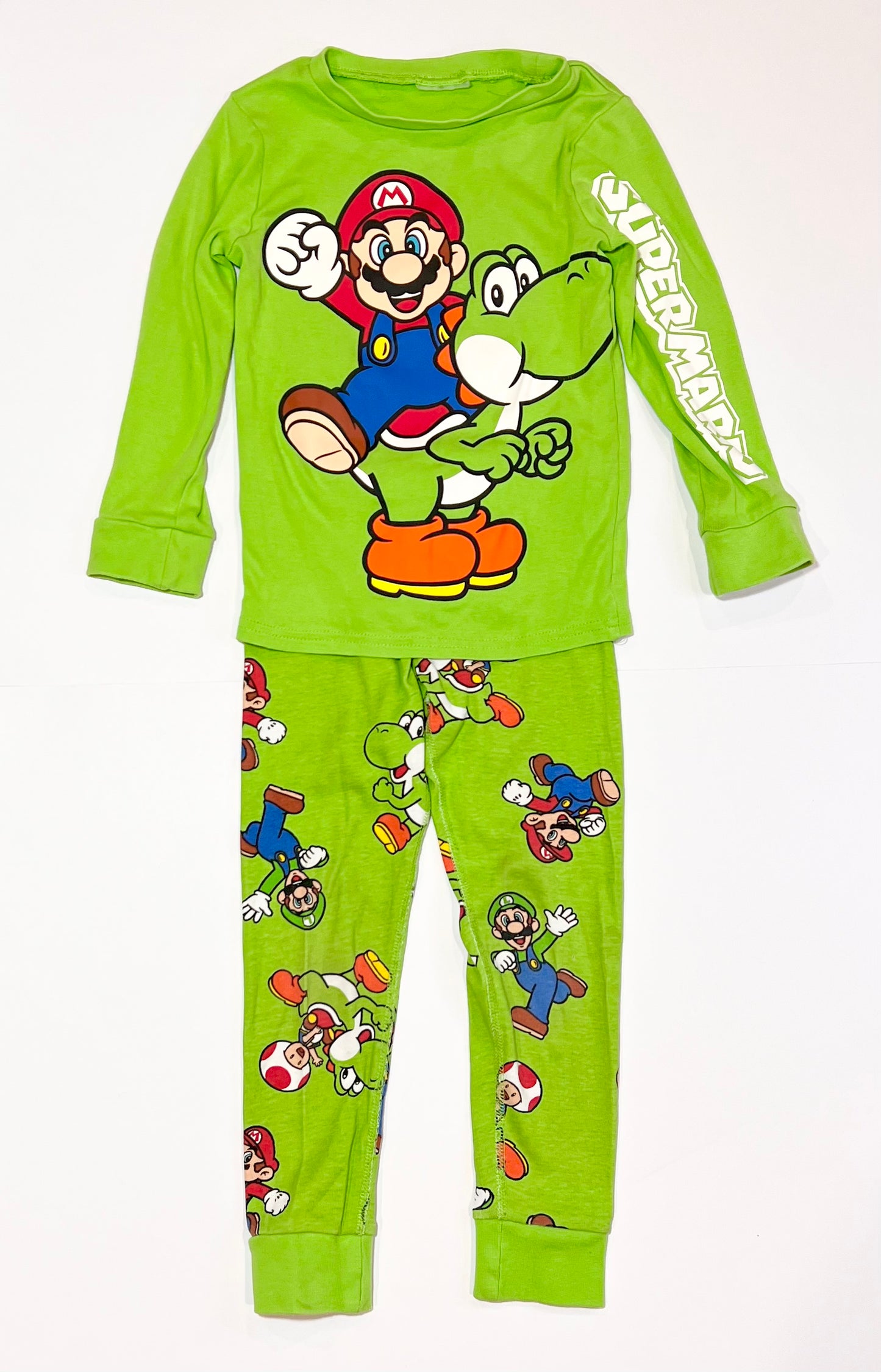 Mario & Yoshi pyjamas - Size 3