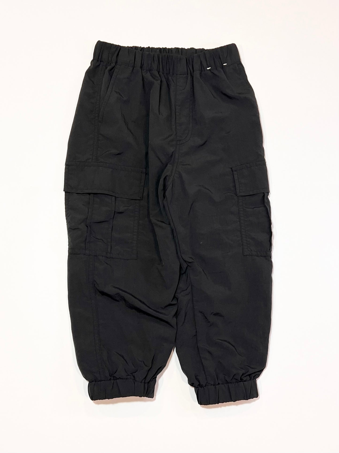 Black cargo pants - Size 3-4