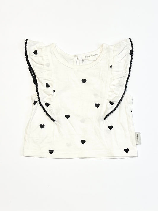 Hearts ruffle tee - Size 000