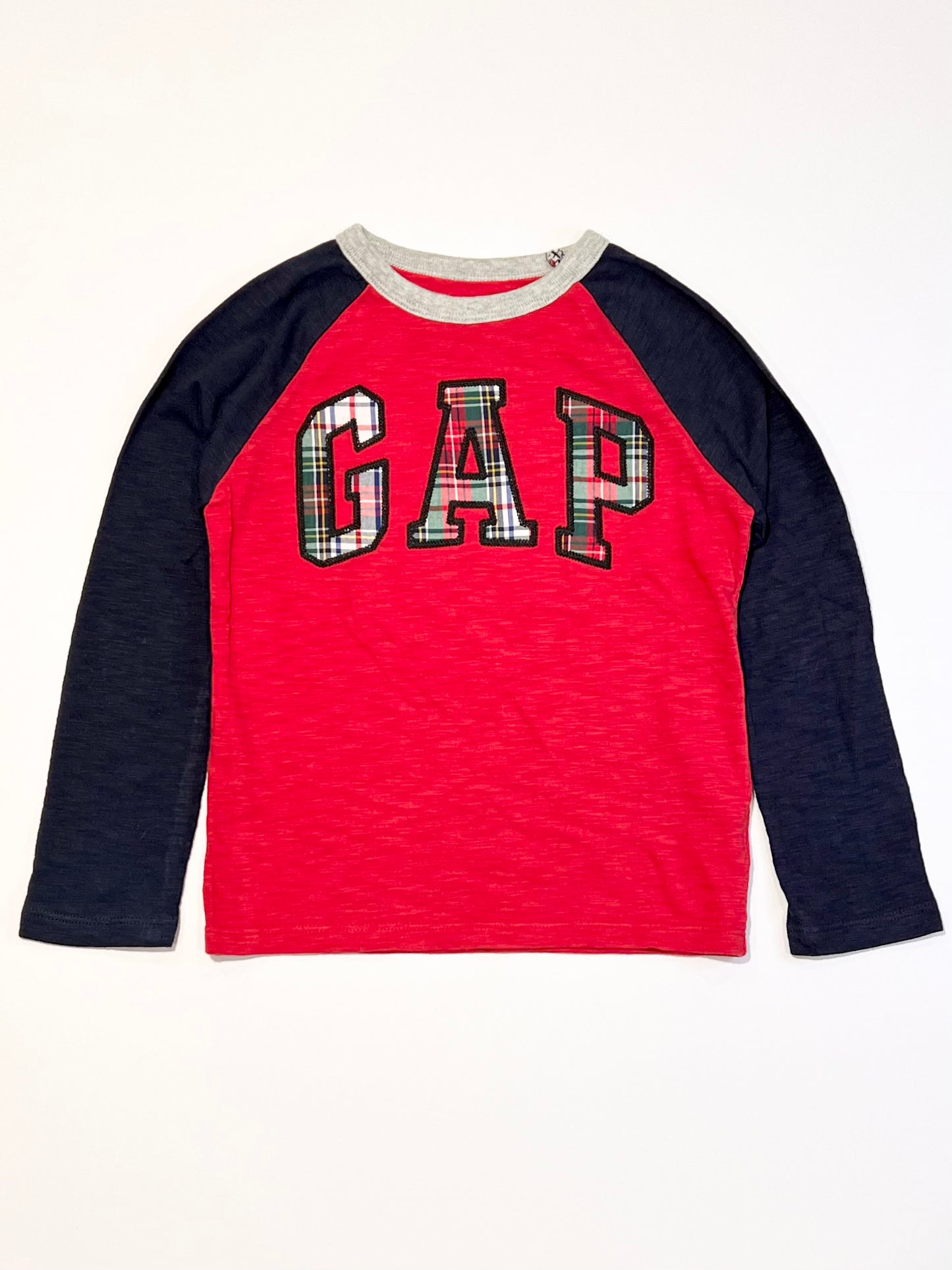 Red logo top - Size 4-5