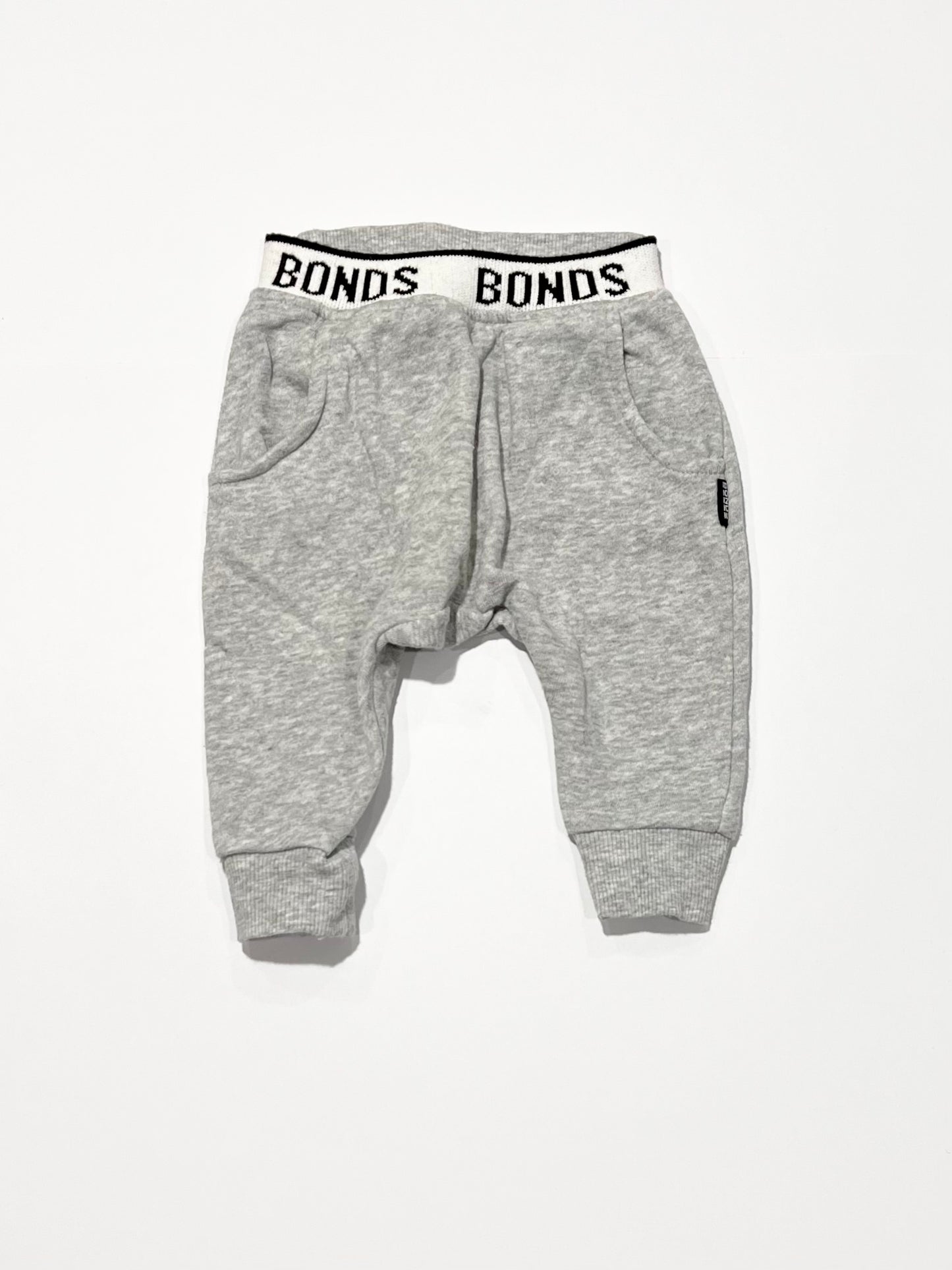 Grey trackies - Size 00