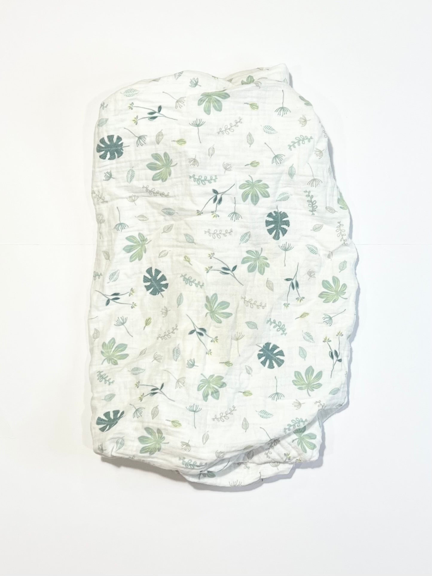 Bassinet fitted sheet muslin
