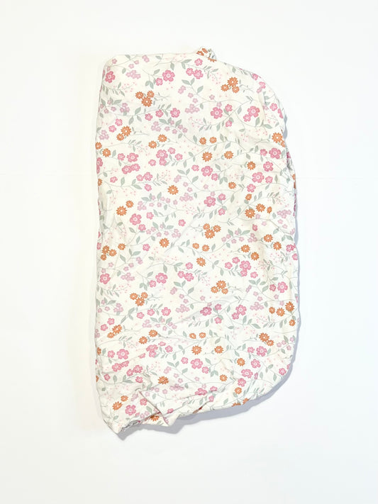 Bassinet fitted sheet