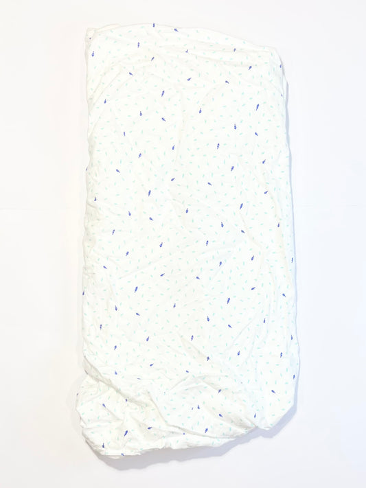 Cot fitted sheet flannelette