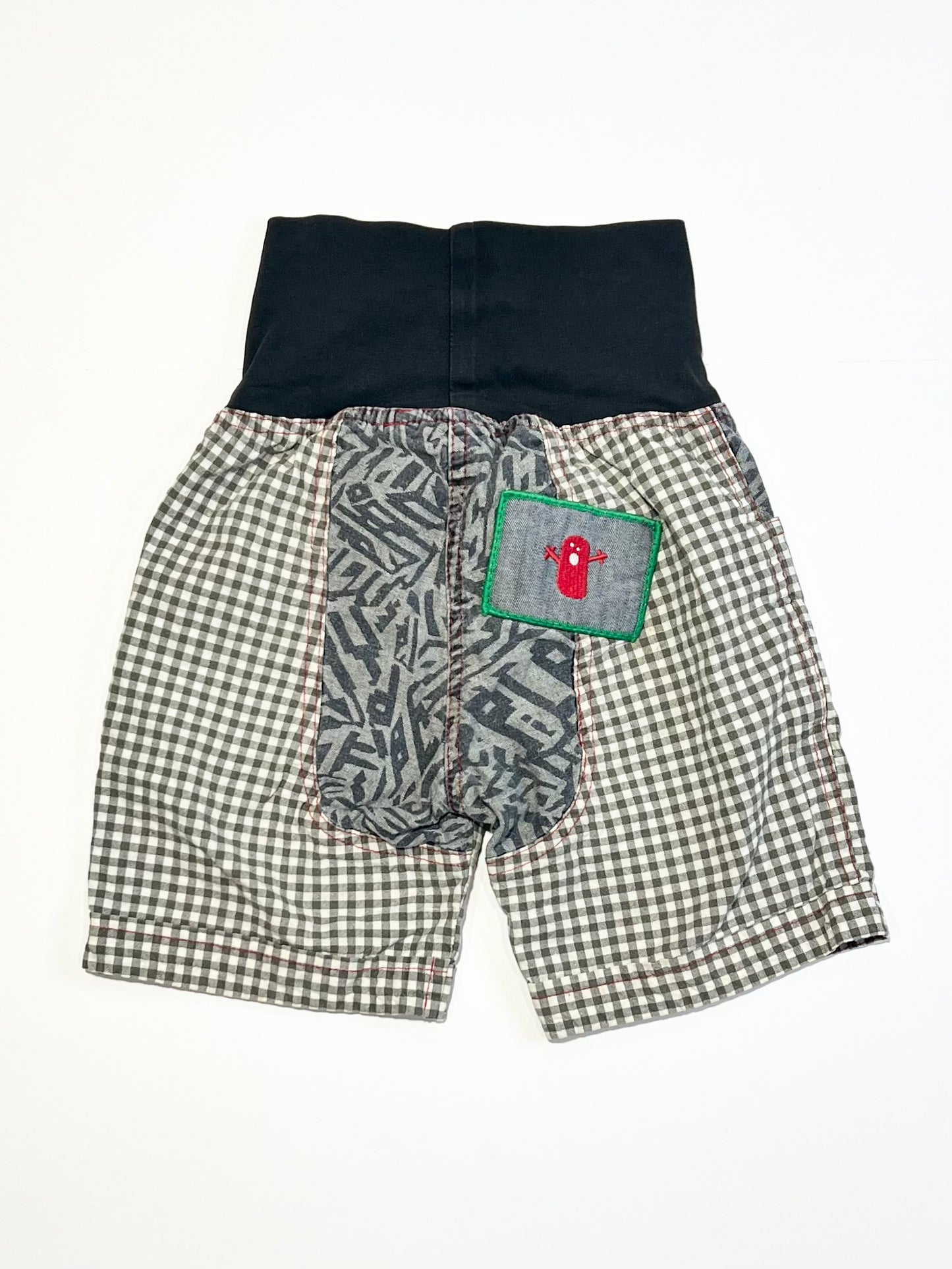 Patchwork shorts - Size 4-5
