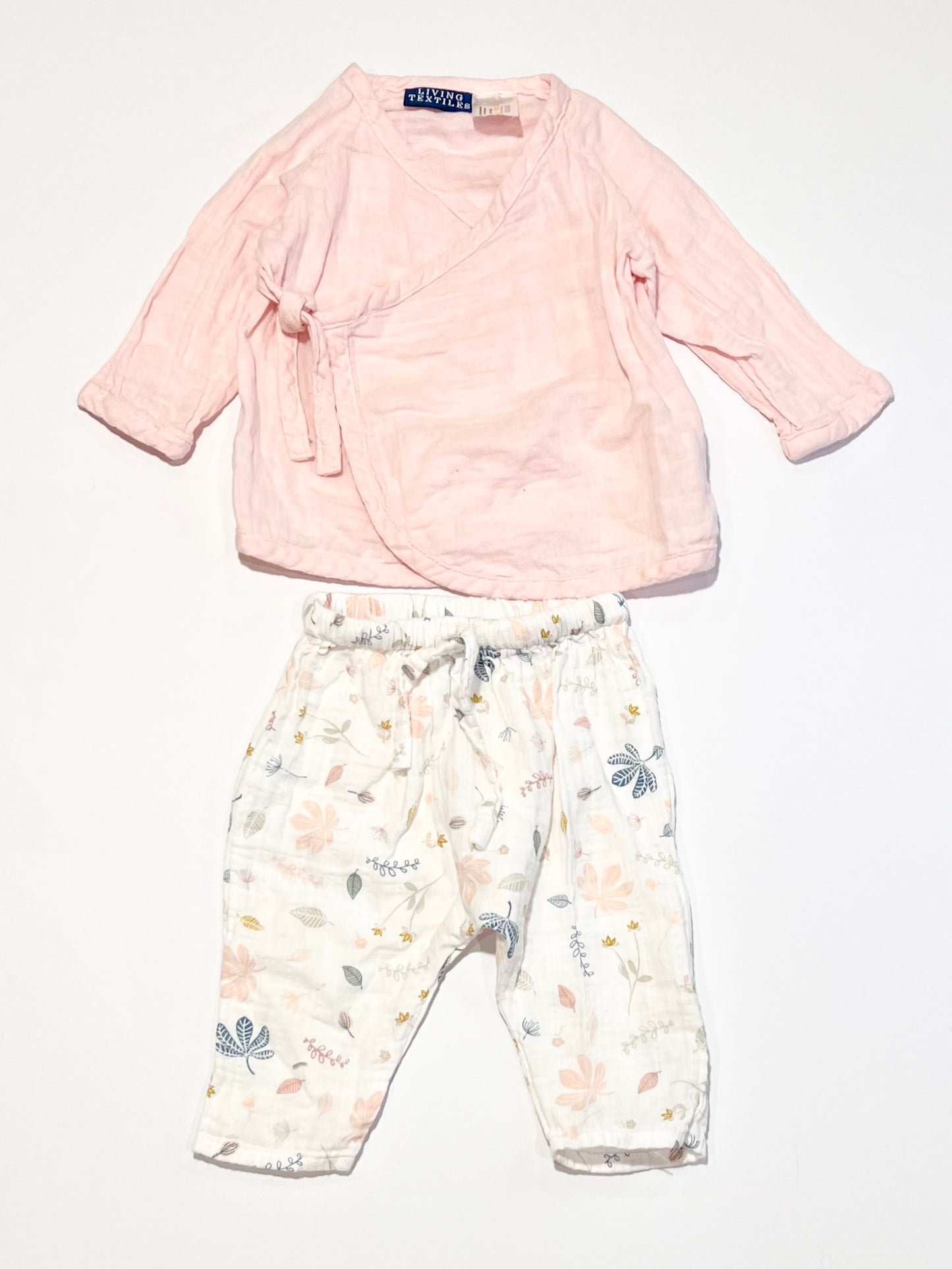 Pink muslin set - Size 000