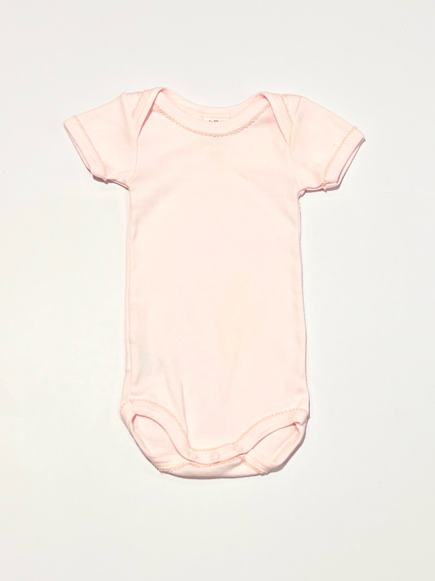 Pink bodysuit - Size 3 months