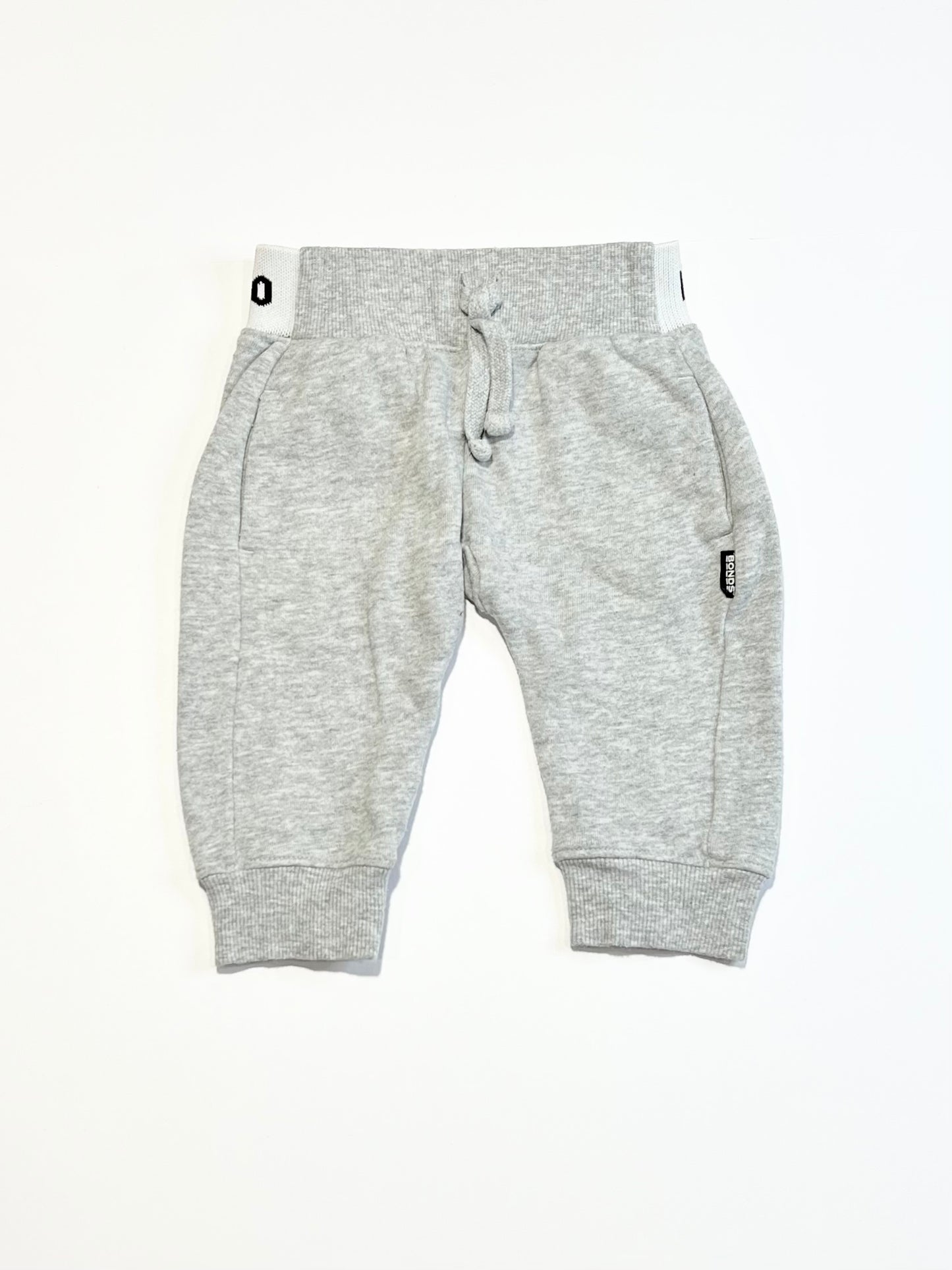 Grey trackies - Size 00