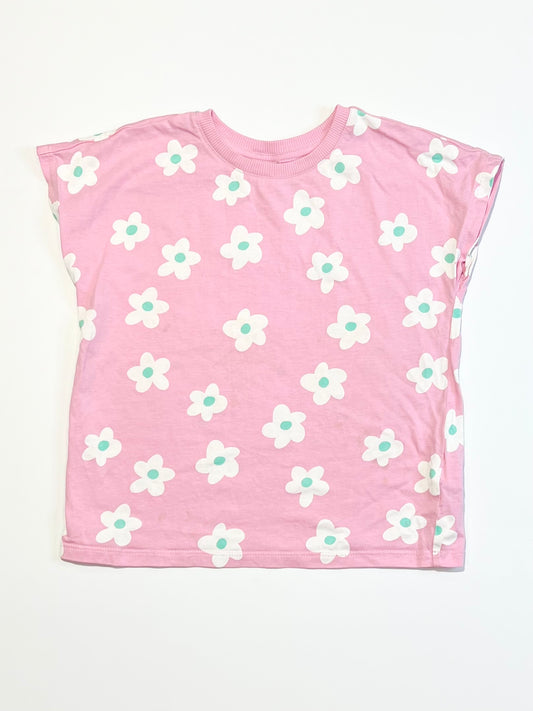 Pink flower tee - Size 4