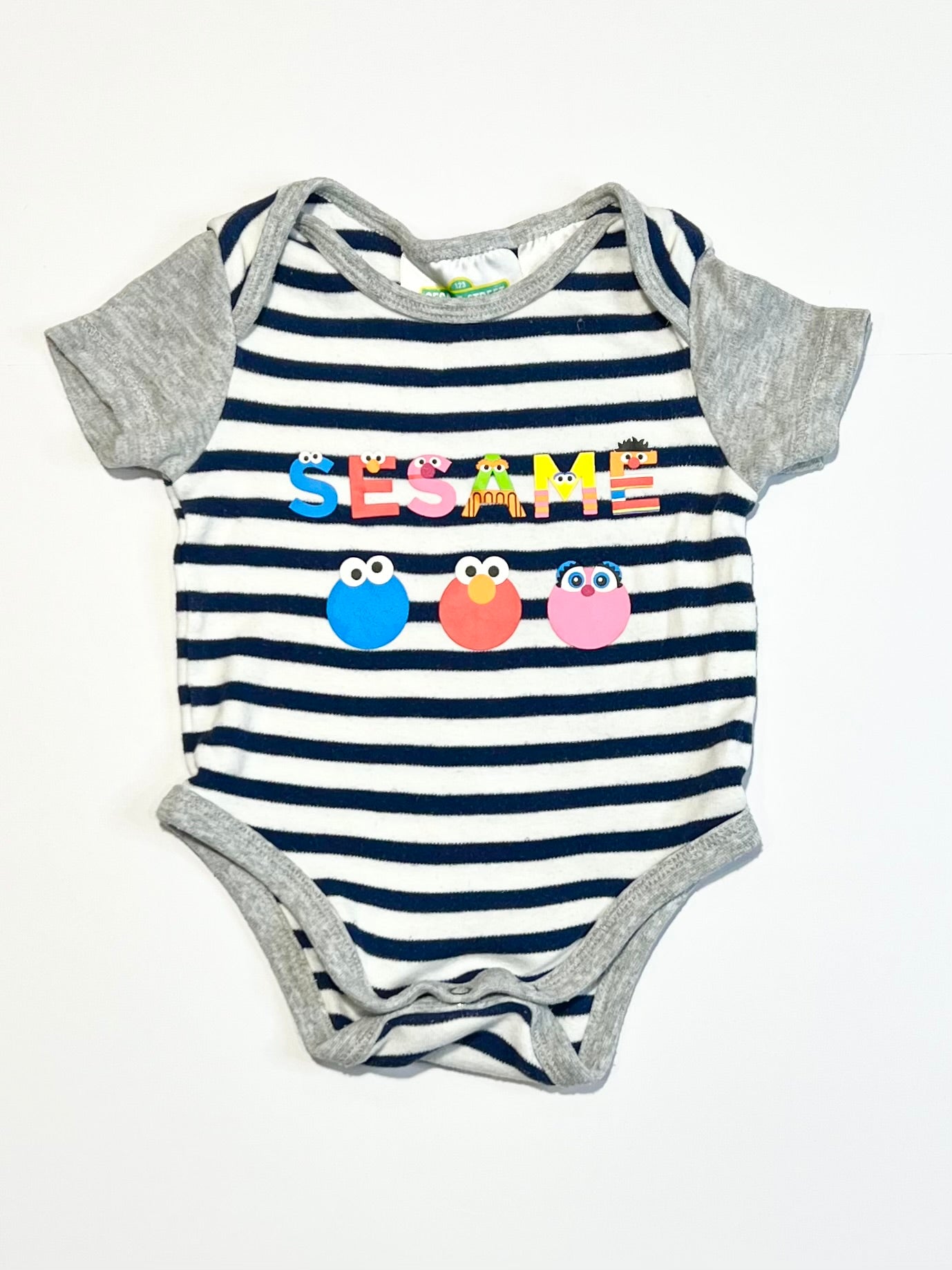 Sesame Street bodysuit - Size 000