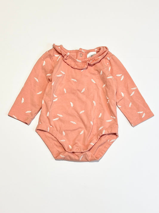 Pink feathers bodysuit - Size 000