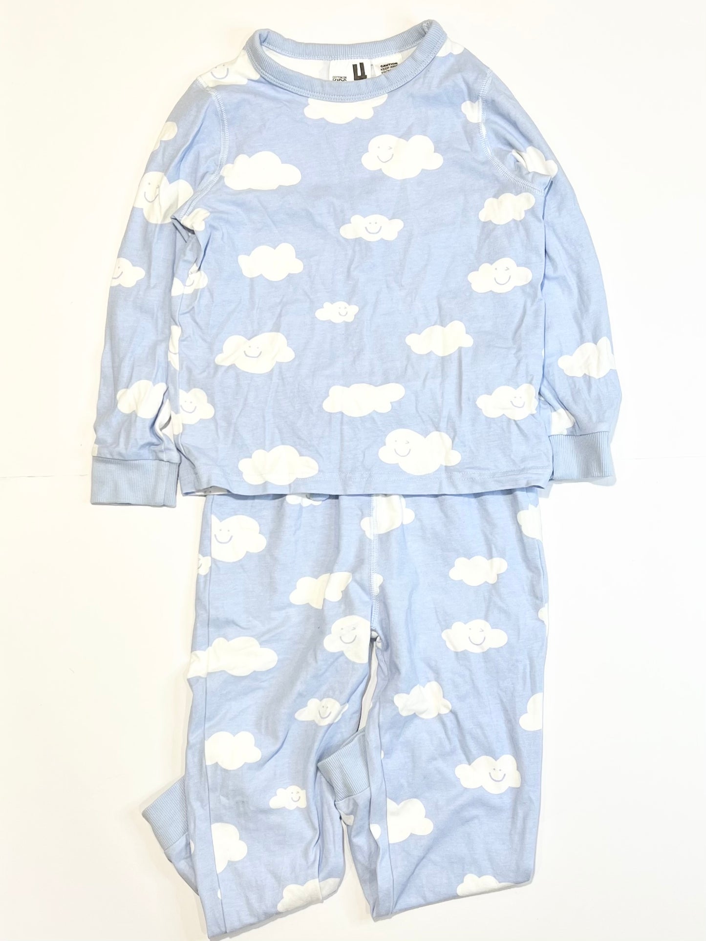 Blue clouds pyjamas - Size 4