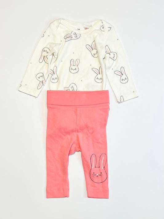 Ribbed bunny set - Size 1-2 months