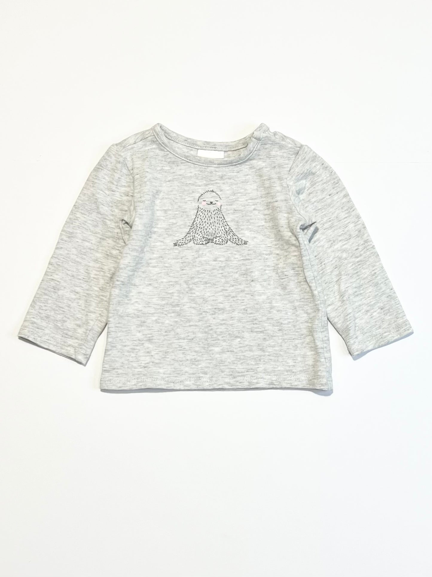 Grey sloth top - Size 00