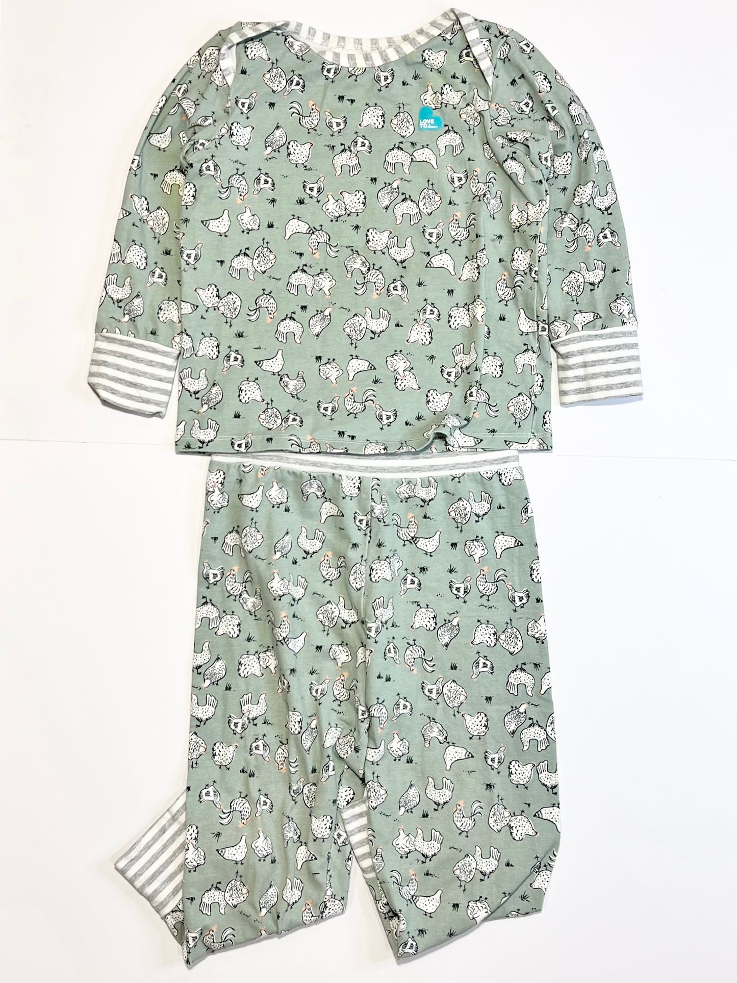 Green chicken pyjamas - Size 3
