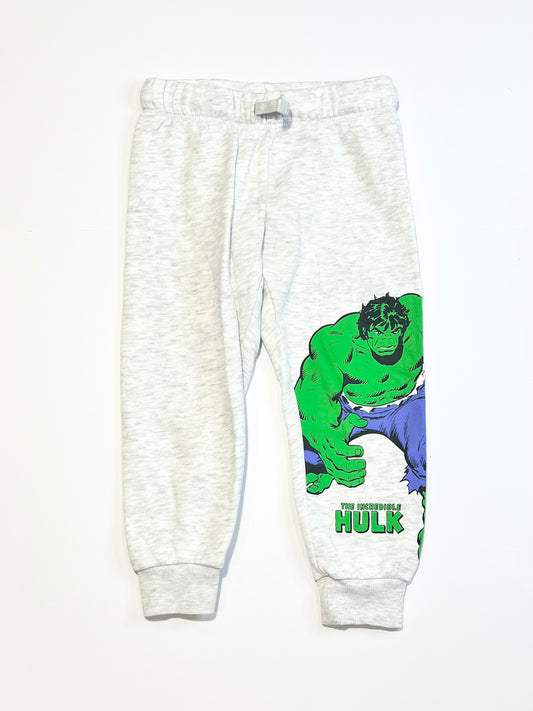Hulk trackies - Size 3