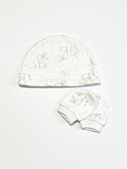 Pink bunny beanie and mittens - Size 000
