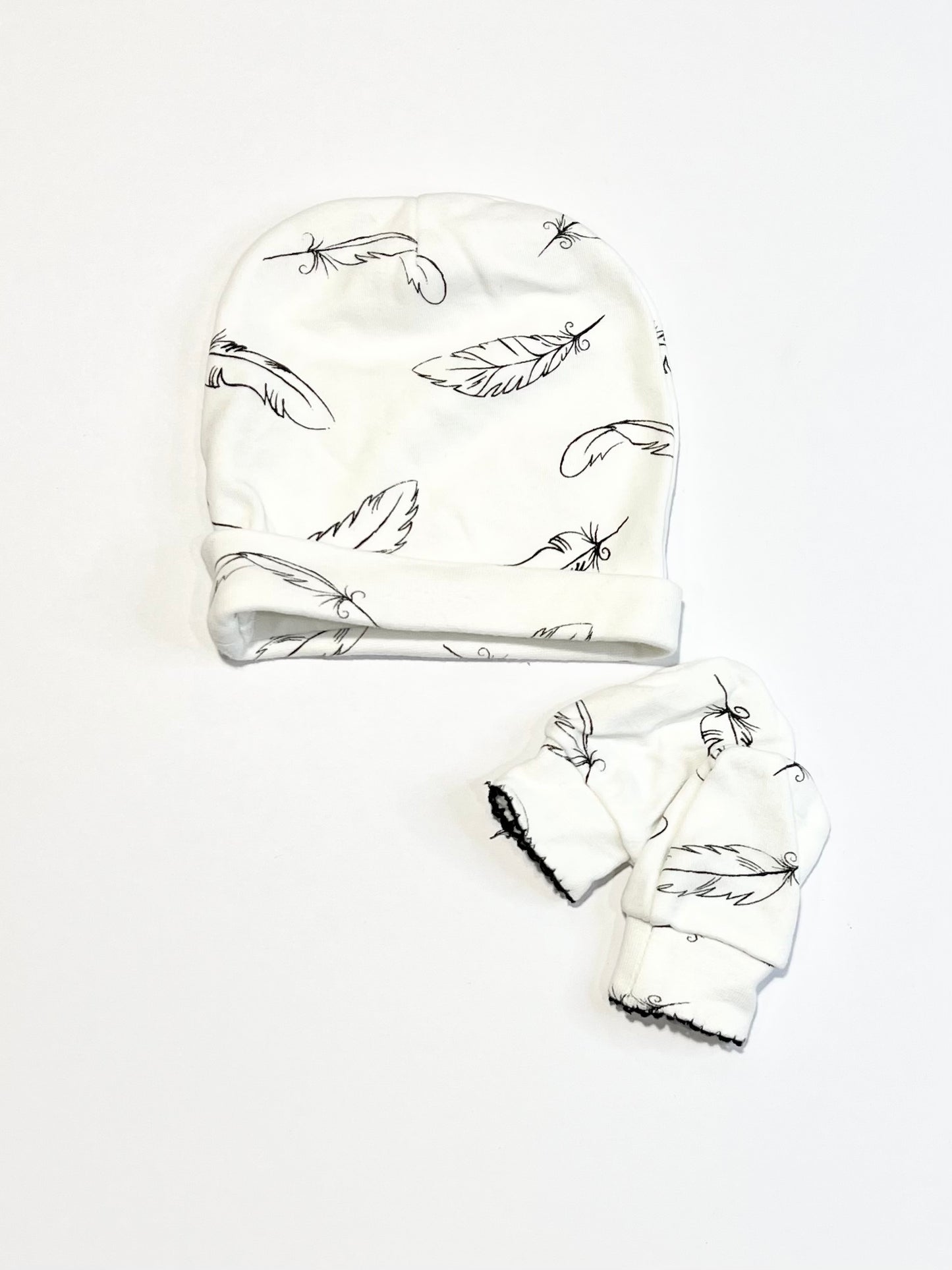 Feathers beanie and mittens set - Size 0-6 months