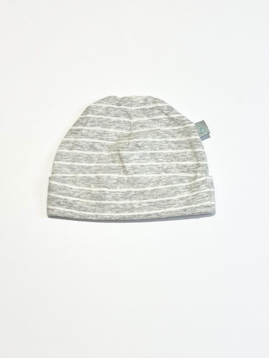 Striped beanie - Size 0-3 months