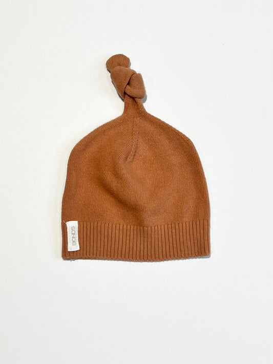 Brown knot beanie - Size 0-3 months