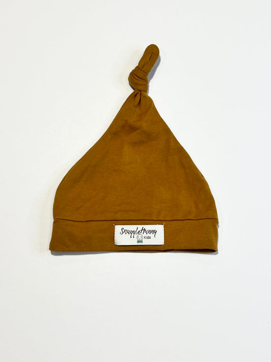 Organic knotted beanie - Size 0-6 months