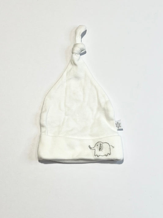 White elephant beanie - Size small
