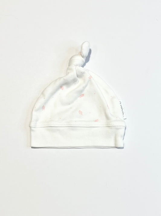 Pink leaf beanie - Size 0-6 months